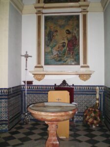 Pila bautismal donde la Madre Trinidad recibió la gracia del bautismo.